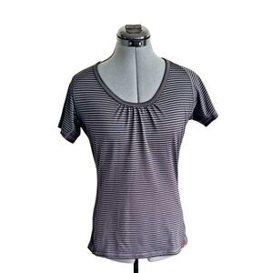 The North Face Simple Dome‎ T-Shirt Size M